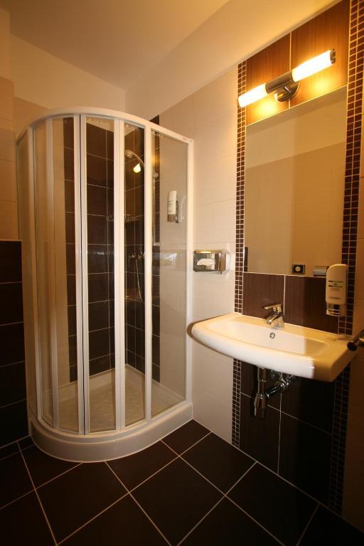 Hotel River Nitra Phòng bức ảnh