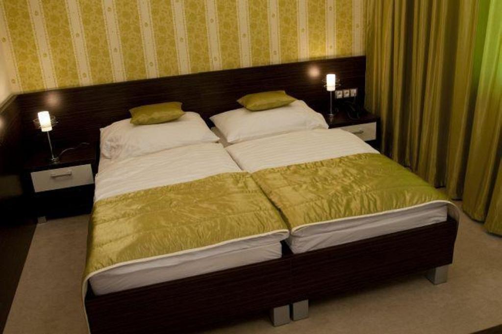 Hotel River Nitra Phòng bức ảnh